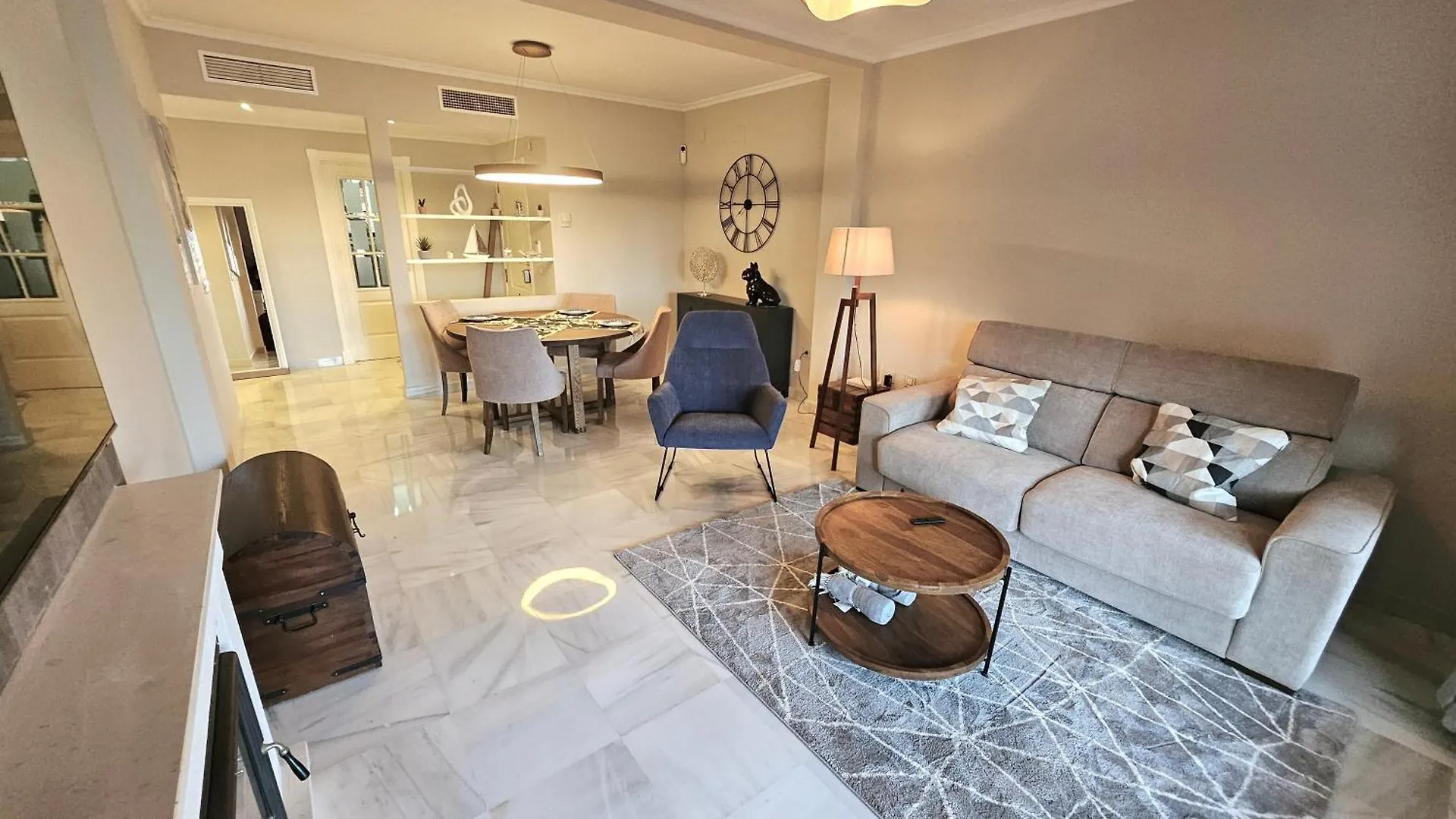 Modern 2Br Apt Second Line Marbella Beach, Pools And Paddle 埃斯特波纳 公寓